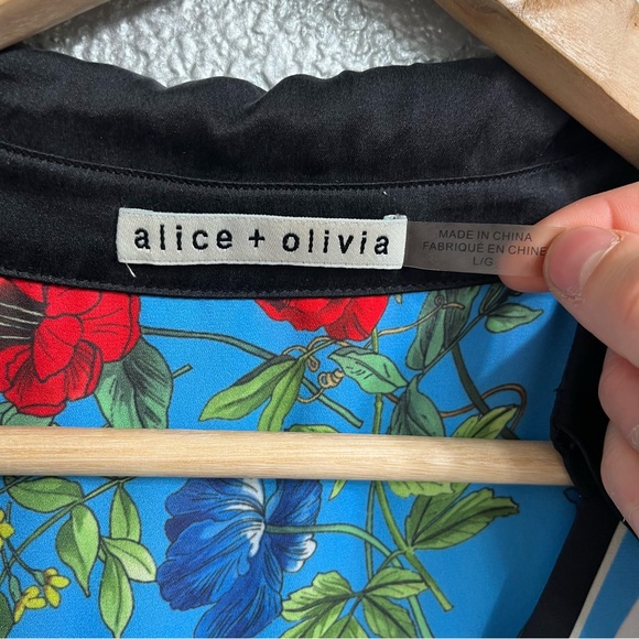 Alice + Olivia Conner Floral-Print Handkerchief Shirtdress Large - Picture 6 of 8